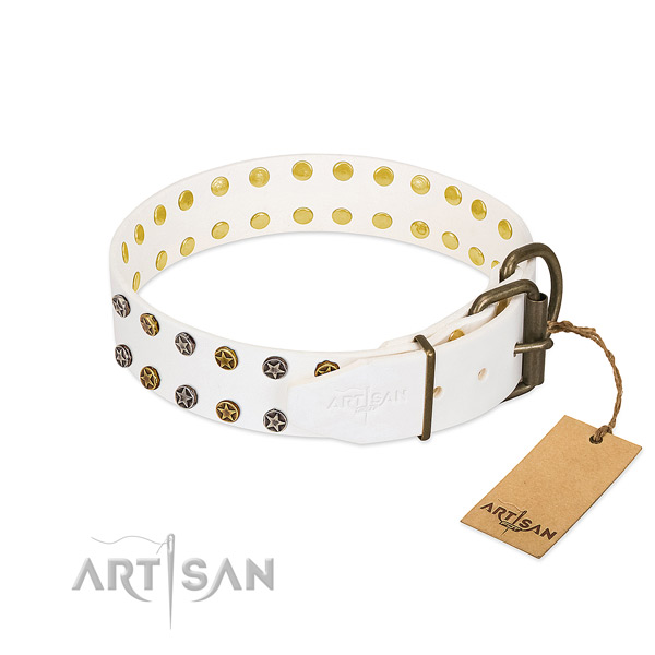 Inimitable full grain genuine leather dog collar with durable decorations