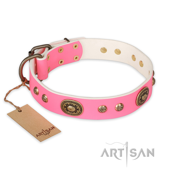 Stylish full grain genuine leather dog collar for handy use