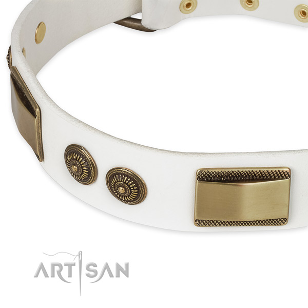 Corrosion resistant D-ring on full grain leather dog collar for your doggie