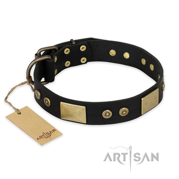 Adjustable genuine leather dog collar for easy wearing