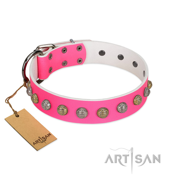 Stylish design genuine leather dog collar for comfy wearing